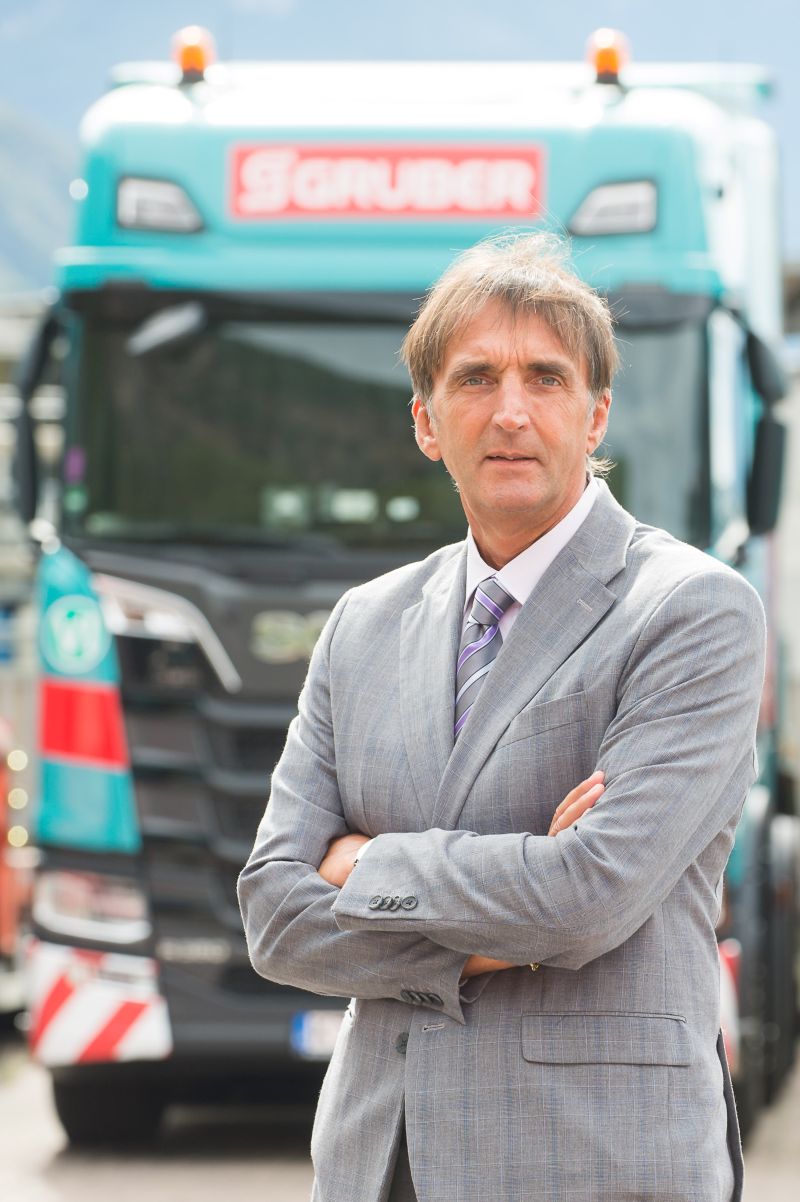 Gruber Logistics, thyssenkrupp subsidiary, warehouse logistics, logistics market, hub, goods consolidation, supply chain solutions